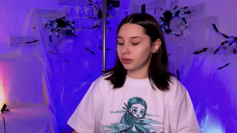 kimclarks online show from 17, 10, 2025