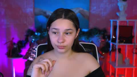 kimclarks online show from 17, 12, 2025