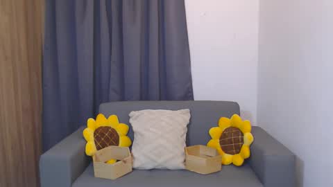 Kim 3 online show from 2, 2, 2026