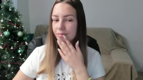 Snapshot of kimiacandy chatting on 16, 12, 2025 Albina sexy online show from 16, 12, 2025