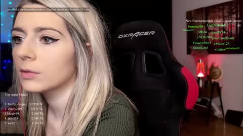 Wolfs Girl online show from 18, 3, 2026