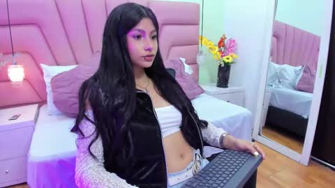 kimluna1 online show from 22, 12, 2025