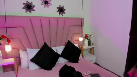 kimluna1 online show from 23, 2, 2026