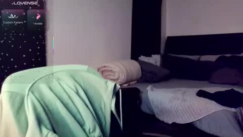 Kimmi online show from 5, 12, 2025