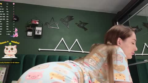 Kimmie online show from 2, 12, 2025