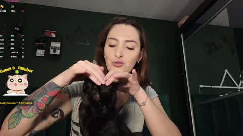 Kimmie online show from 20, 12, 2025