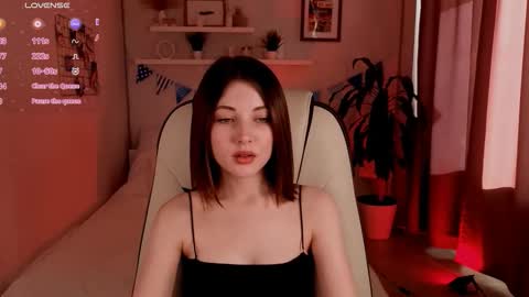 Snapshot of kimmie_shine chatting on 9, 10, 2025 Your Kimmie follow me online show from 9, 10, 2025