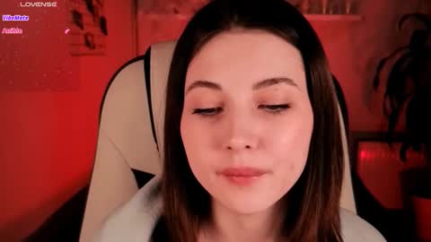 Snapshot of kimmie_shine chatting on 22, 10, 2025 Your Kimmie follow me online show from 22, 10, 2025