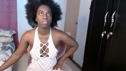 Snapshot of kimmy94192 chatting on 4, 12, 2024 kimmy94192 online show from 4, 12, 2024