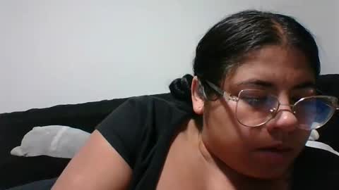 Snapshot of kimmy_kimmy_ chatting on 21, 1, 2025 Kimmy online show from 21, 1, 2025