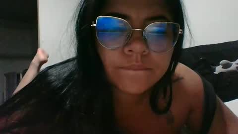 Snapshot of kimmy_kimmy_ chatting on 28, 1, 2025 Kimmy online show from 28, 1, 2025