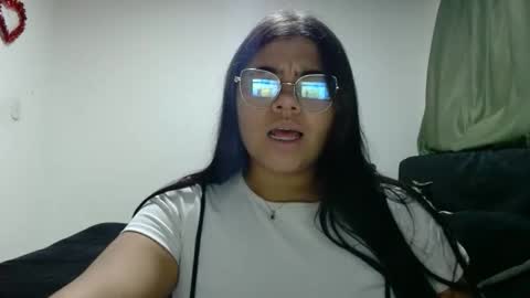 Snapshot of kimmy_kimmy_ chatting on 29, 10, 2025 Kimmy online show from 29, 10, 2025