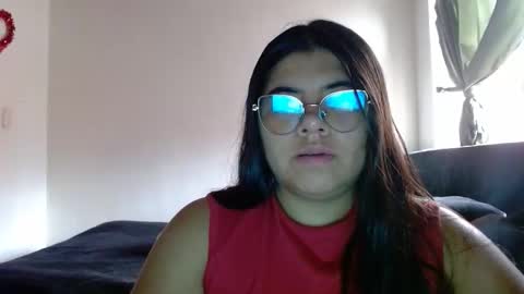Snapshot of kimmy_kimmy_ chatting on 30, 10, 2025 Kimmy online show from 30, 10, 2025