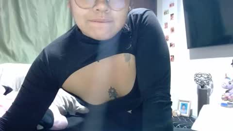 Snapshot of kimmy_kimmy_ chatting on 14, 11, 2025 Kimmy online show from 14, 11, 2025