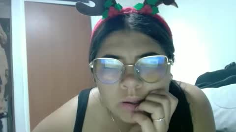 Snapshot of kimmy_kimmy_ chatting on 17, 12, 2025 Kimmy online show from 17, 12, 2025