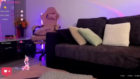 KimSkye online show from 3, 3, 2026