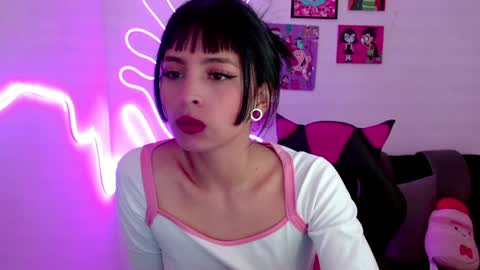 Kind Scarlett online show from 30, 1, 2025