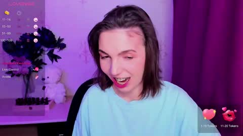 Hazel online show from 5, 3, 2026