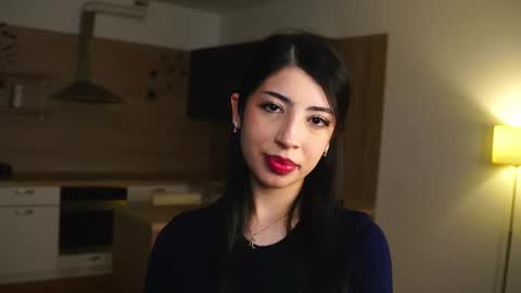 Snapshot of kindraevert chatting on 8, 11, 2025 Megan online show from 8, 11, 2025