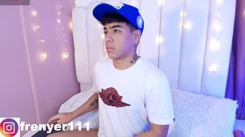 Snapshot of king_azahell chatting on 28, 2, 2025 king help me reach 100 likes online show from 28, 2, 2025