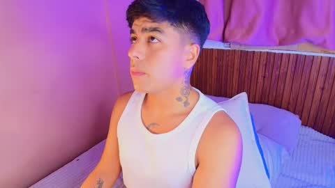 Snapshot of king_azahell chatting on 16, 12, 2025 king help me reach 100 likes online show from 16, 12, 2025