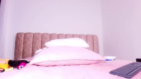 Bella online show from 13, 11, 2025