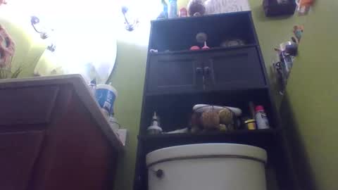 Snapshot of king_cum1st chatting on 24, 11, 2025 Big Dipper online show from 24, 11, 2025