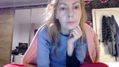 Snapshot of kingandprincess chatting on 1, 1, 2025 sexysexyhotwetpinkredpussy online show from 1, 1, 2025