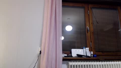 Snapshot of kingandprincess chatting on 22, 1, 2025 sexysexyhotwetpinkredpussy online show from 22, 1, 2025