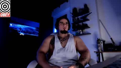 Snapshot of kingbear777 chatting on 21, 11, 2025 King Bear online show from 21, 11, 2025