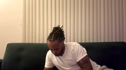 Snapshot of kingdabiggest chatting on 17, 9, 2025 KingDaBiggest online show from 17, 9, 2025