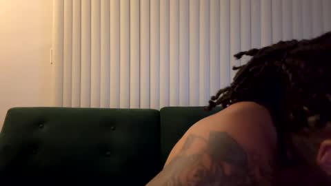 Snapshot of kingdabiggest chatting on 1, 10, 2025 KingDaBiggest online show from 1, 10, 2025