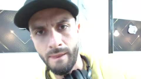 Snapshot of kingoftemptation chatting on 5, 4, 2026 KING online show from 5, 4, 2026