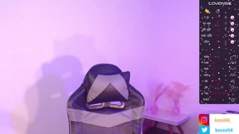 Snapshot of kingparker1 chatting on 15, 10, 2025 A L E X online show from 15, 10, 2025