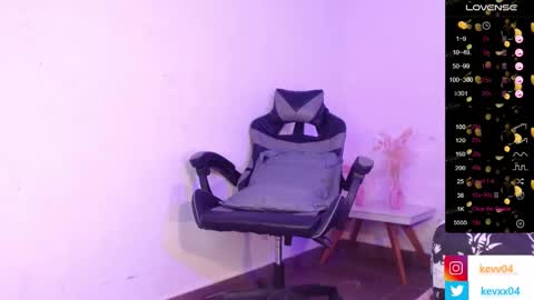 Snapshot of kingparker1 chatting on 25, 10, 2025 A L E X online show from 25, 10, 2025