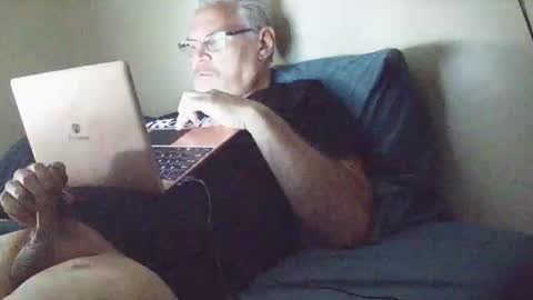 kingtongue10 online show from 7, 10, 2025