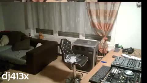 Snapshot of kinky_413x chatting on 19, 2, 2026 kinky_413x online show from 19, 2, 2026