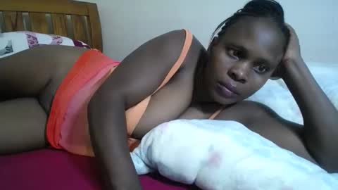 Snapshot of kinky_kaiya chatting on 2, 1, 2025 kaiya online show from 2, 1, 2025