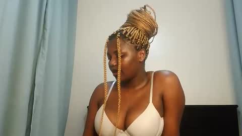 Lola online show from 18, 10, 2025