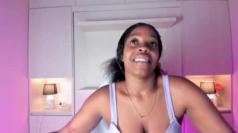 M A R A  online show from 15, 11, 2025