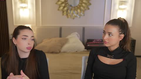 Snapshot of kira0541 chatting on 4, 11, 2025 Sweet girls online show from 4, 11, 2025