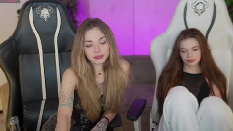 Sweet girls online show from 15, 12, 2025