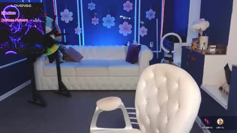 Kira Kennet online show from 27, 10, 2025