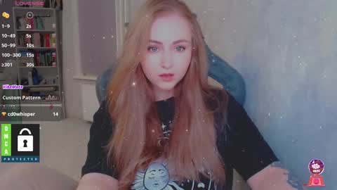 Snapshot of kira_love_sleep chatting on 12, 12, 2024 you know thumb up me please its important online show from 12, 12, 2024