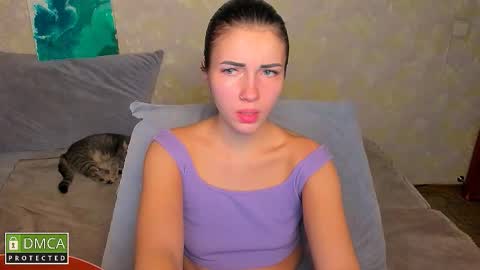 Snapshot of kira_moon_1 chatting on 2, 11, 2025 Kira online show from 2, 11, 2025