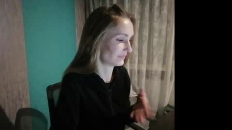 kira_morekiss online show from 7, 3, 2025