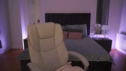 Snapshot of kiracandys chatting on 18, 3, 2026 Kira online show from 18, 3, 2026