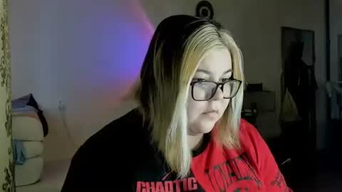 Just Kira online show from 3, 2, 2025