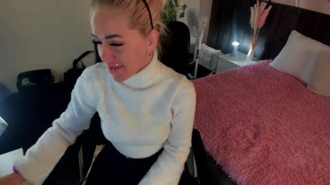 Kira online show from 14, 10, 2025