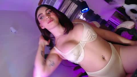 Its your girl KIRA online show from 9, 9, 2025